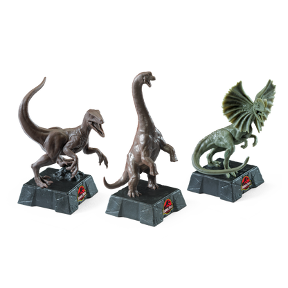 The Noble Collection Jurassic Park Chess Set