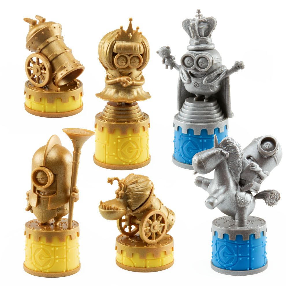 The Noble Collection Minions Medieval Mayhem Chess Set